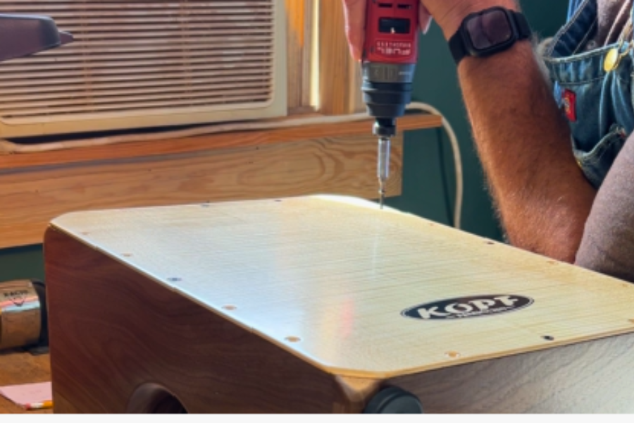 Cajon Tapa Adjustment